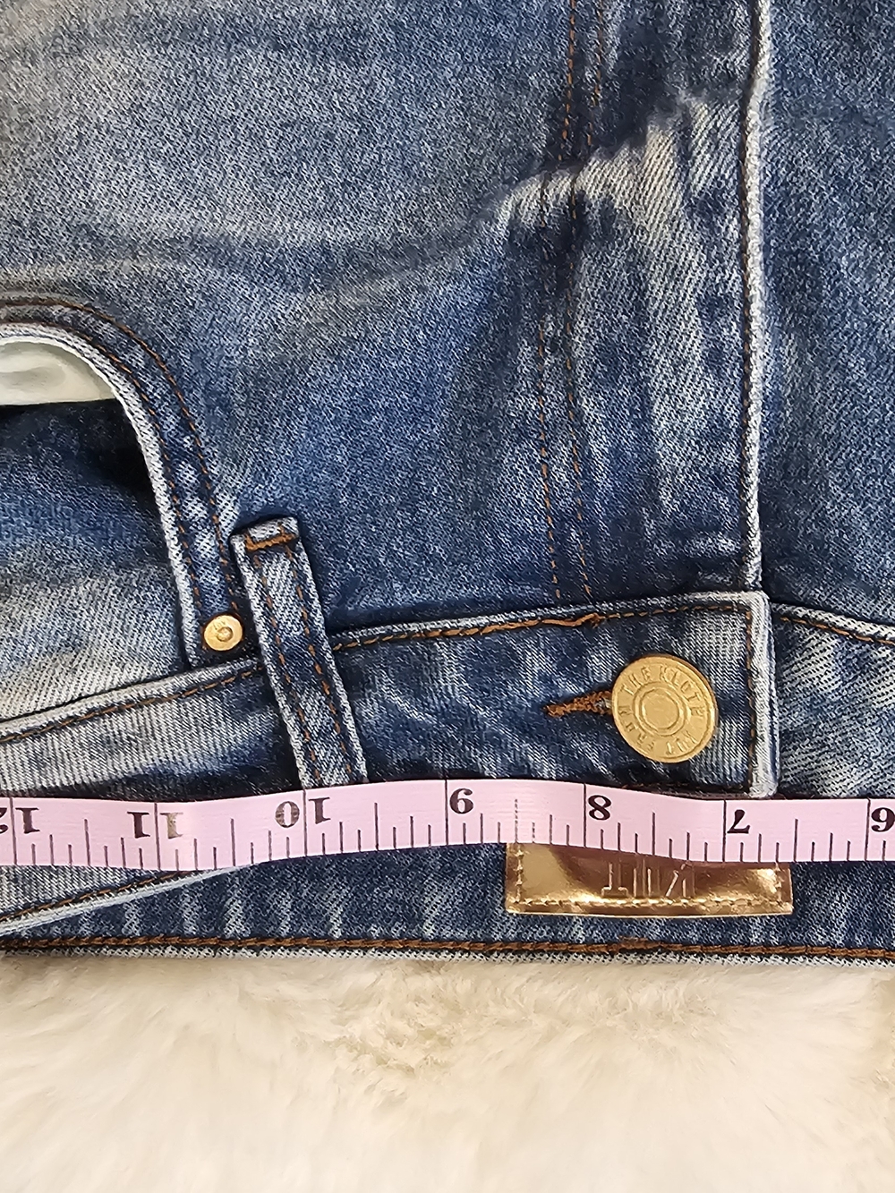 Kut From The Kloth Straight Leg Jeans Size 8 Light Wash Mid Rise Stretch Denim - Picture 3 of 7